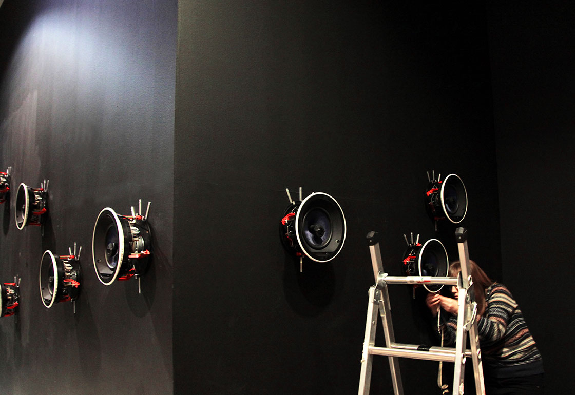 Installing the speakers on the wall
